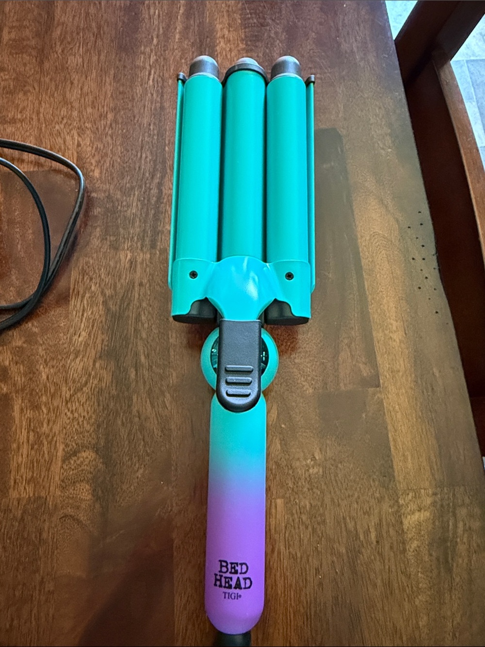 BedHead Triple Barrel Waver in Teal and Purple Ombre